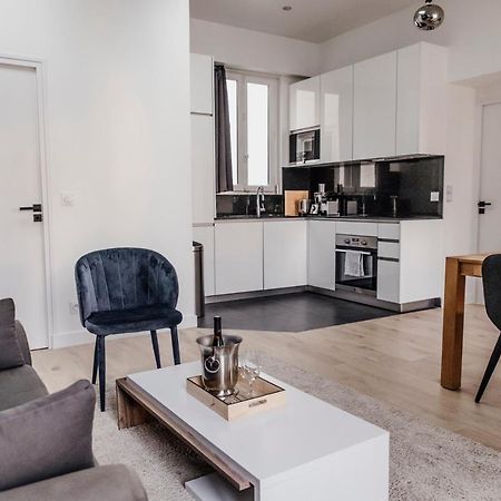 Luxury Apartment Elysees Parigi Esterno foto